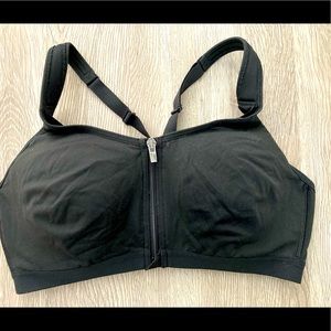 Victoria’s Secret Sports Bra (36C)